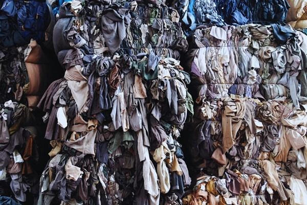 EU phát hiện đường dây xuất khẩu trái phép 4.200 tấn rác thải dệt may